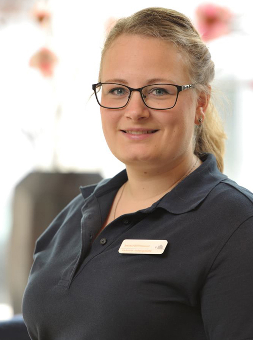 Korrektur der Zahnfehlstellungen in der kieferorthopädischen Praxis Prof. Dr. Khonsari